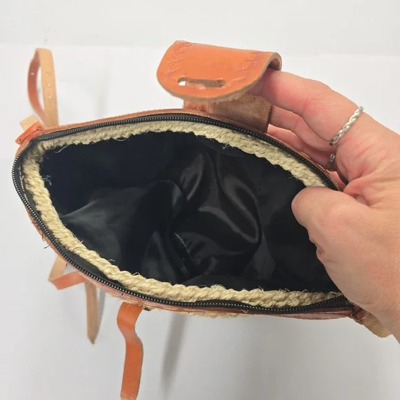 Handmade Woven Straw Raffia Crossbody Bag Tan Leather Trim Boho Summer Beach - Picture 4 of 6